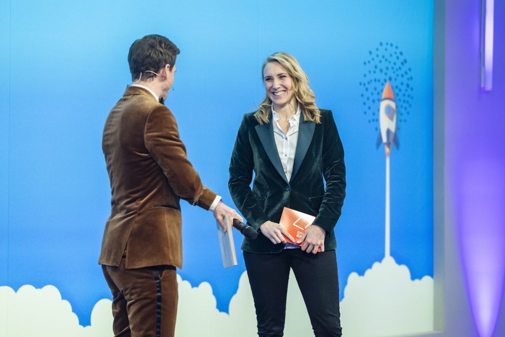 Nachwuchsmoderatorin 2021 Desirée Ackermann mit Aljoscha Höhn